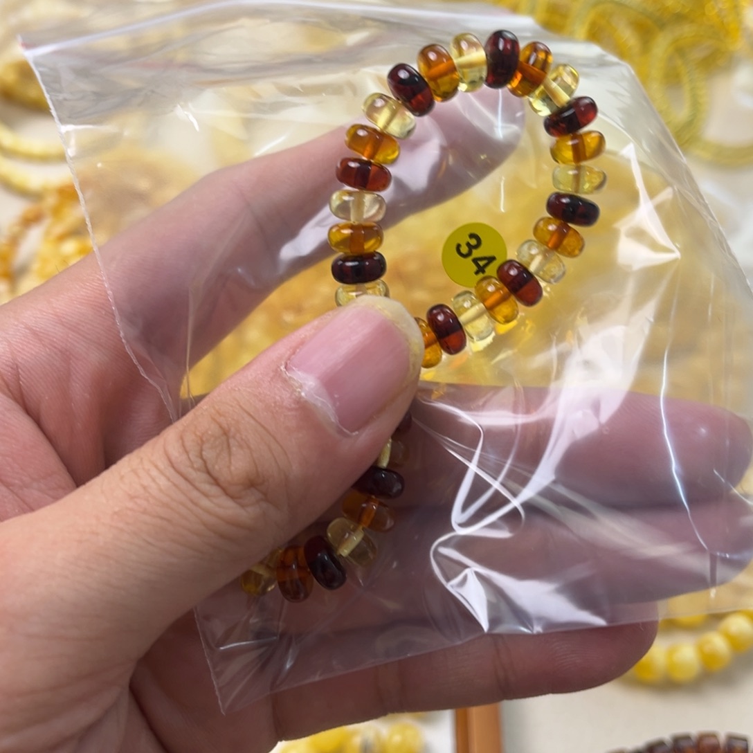 琥珀未镶嵌珠宝奇石