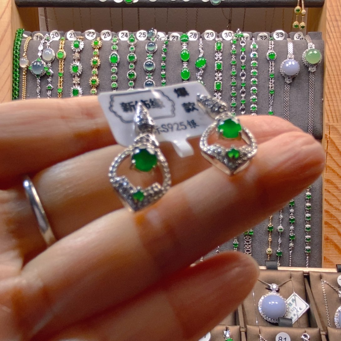 颈饰银S925镶嵌翡翠翡翠耳坠