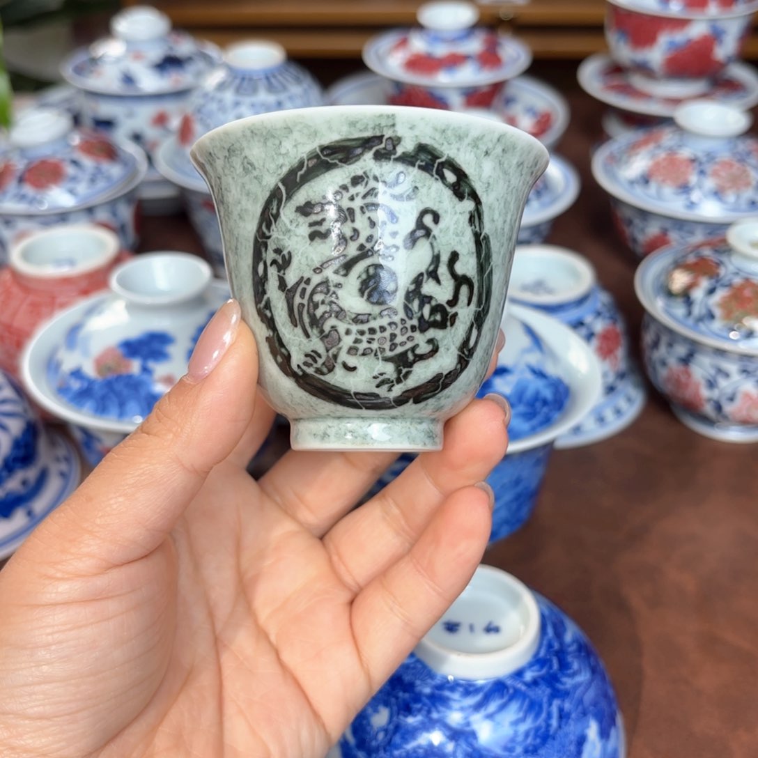 轻雨山拓龙头闻香杯