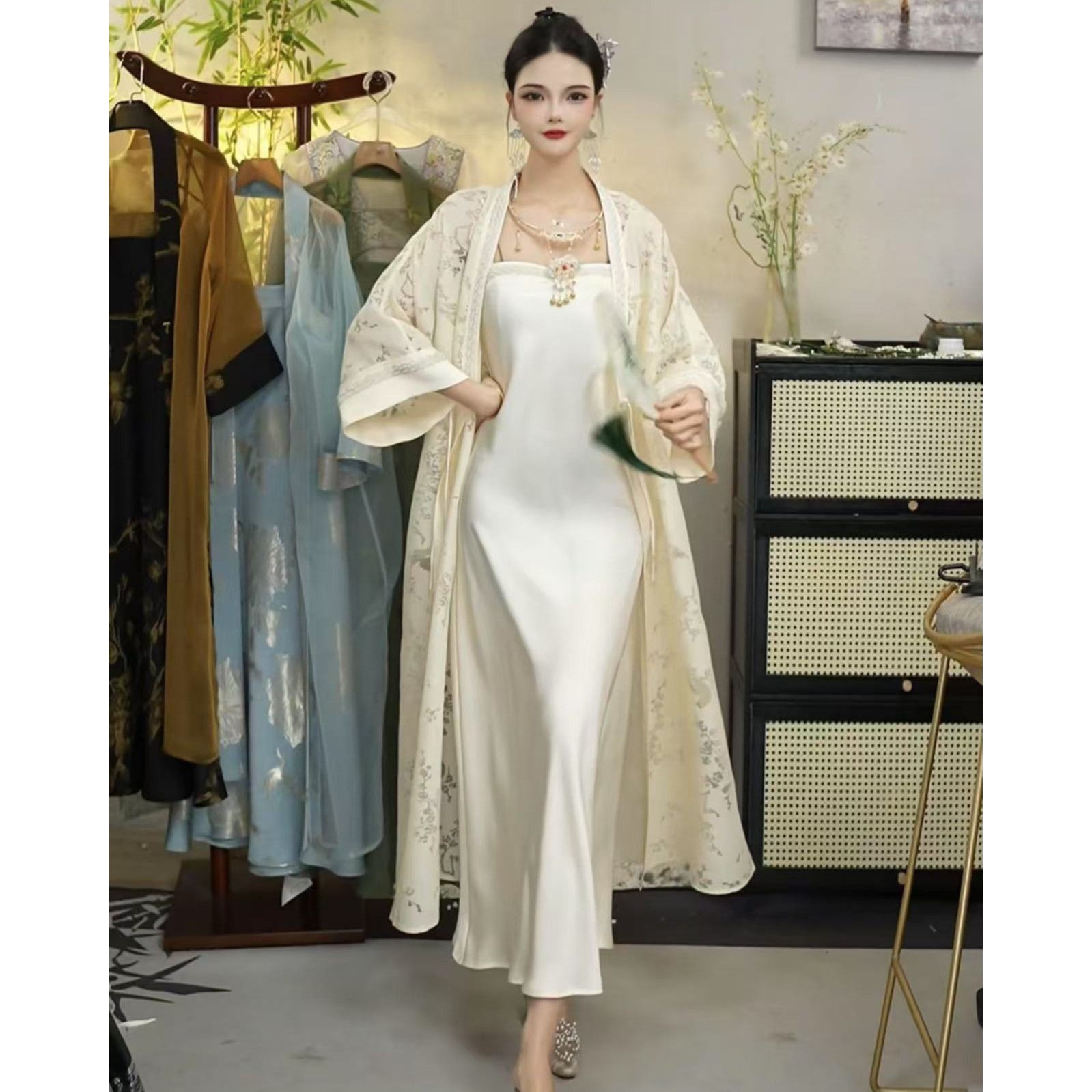 花享悦2025年夏季中式文艺古法复古瘦斜裁汉服旗袍WW（3896+3897）