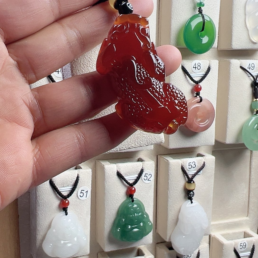 玛瑙/玉髓未镶嵌颈饰