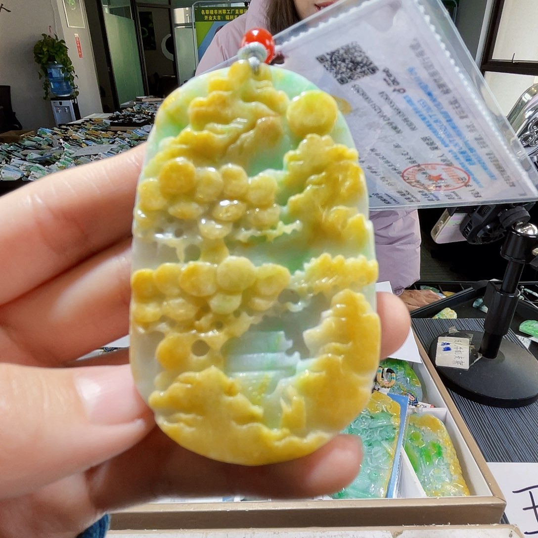 颈饰未镶嵌翡翠翡翠