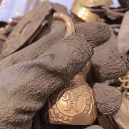 帕***代闪电购铜摆件工艺品