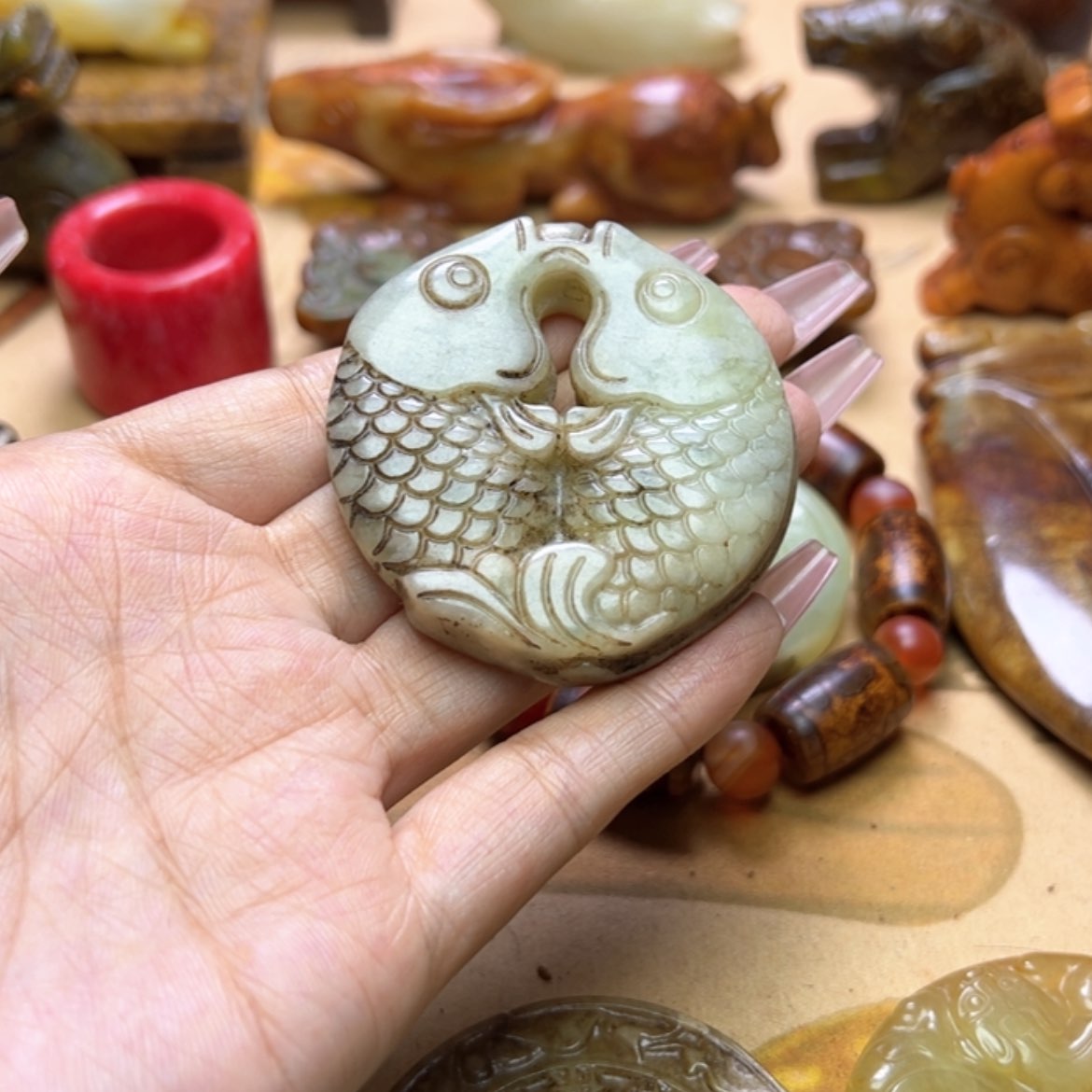 【闪购商品】蛇纹石玉颈饰未镶嵌