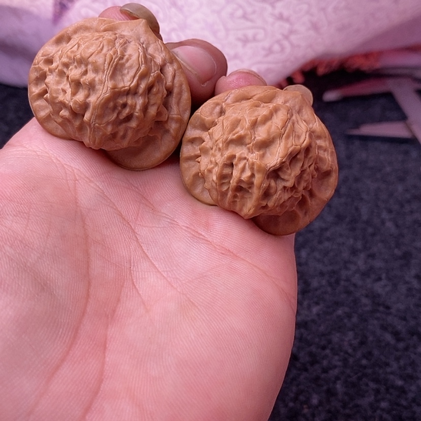 【闪购商品】文玩核桃吊坠42全品大耳朵图图