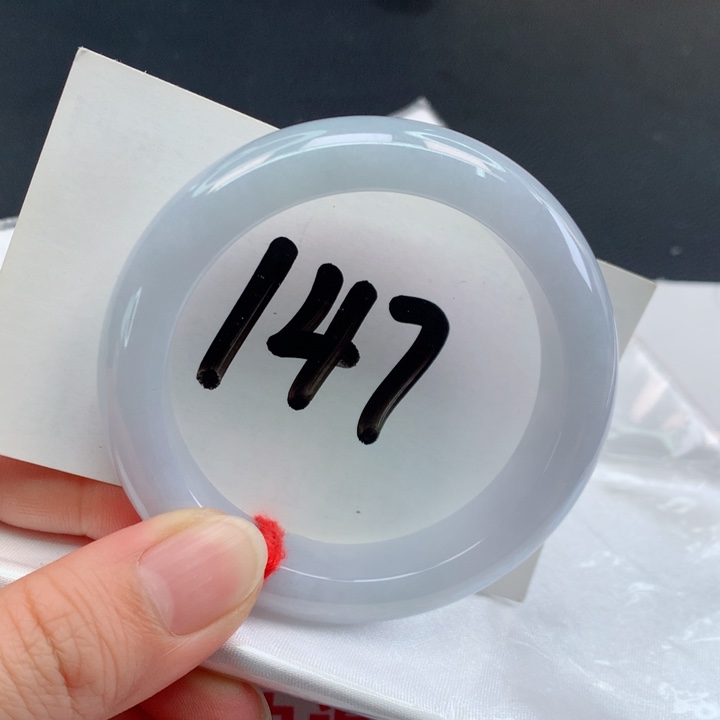 翡翠未镶嵌手镯正