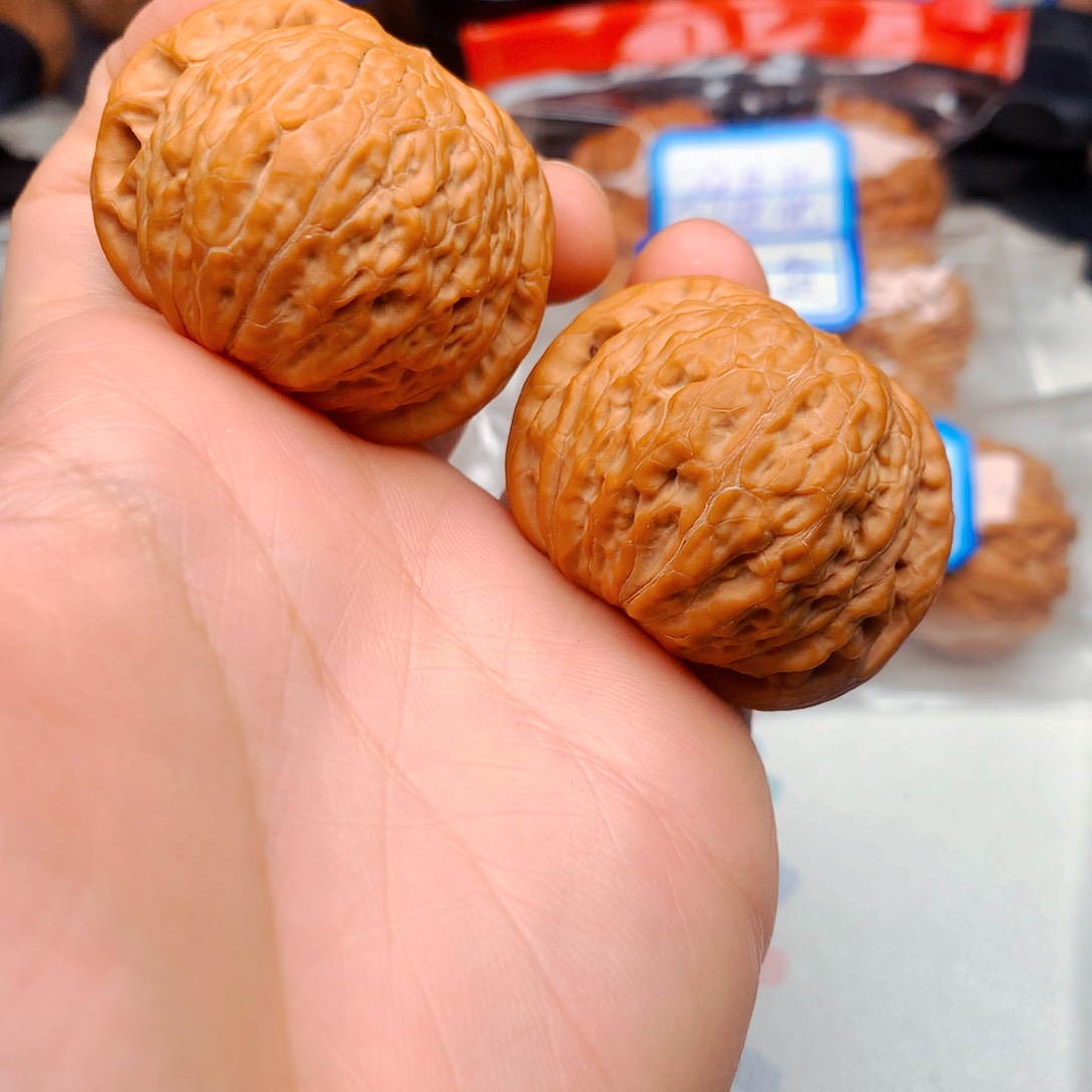 文玩核桃把件?铁锤妹妹