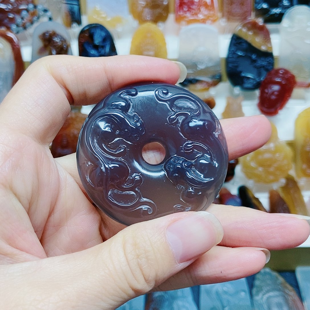 玛瑙/玉髓颈饰未镶嵌