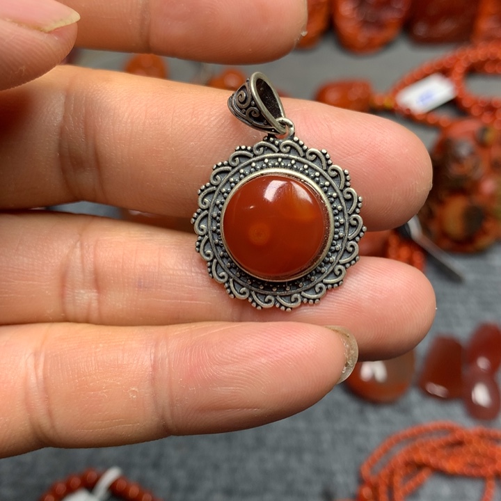南红玛瑙吊坠(不含链)银S925镶嵌