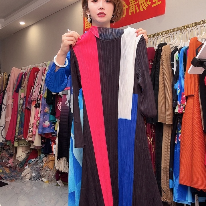 幸***康背心褶褶连衣裙大码