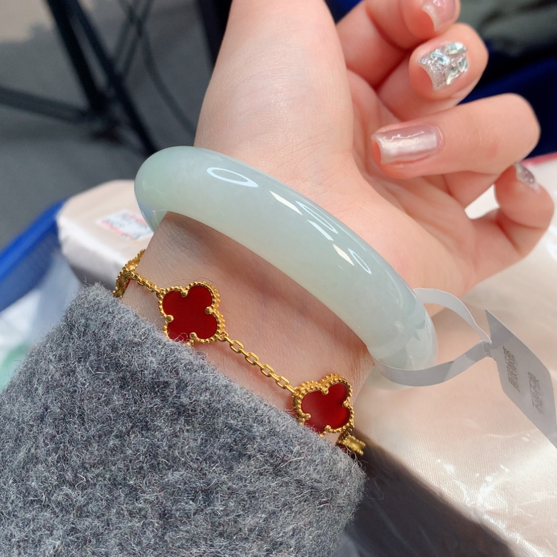 翡翠手镯未镶嵌53 53 53