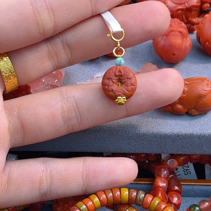 南红玛瑙多样性发一件银S925镀金镶嵌祥云滴流