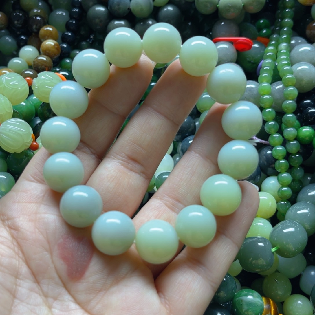 和田玉手链未镶嵌