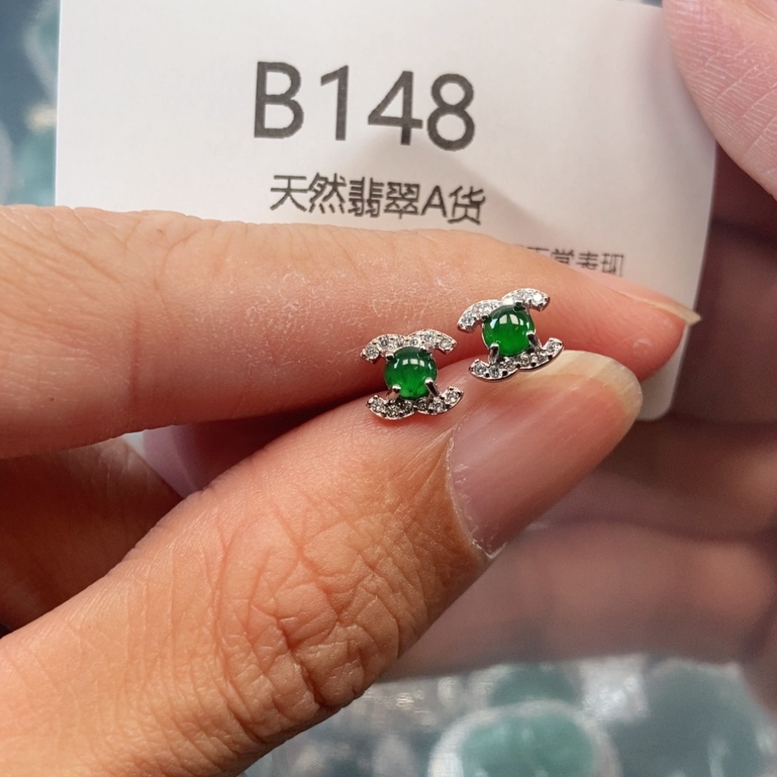 【闪购商品】翡翠吊坠(不含链)未镶嵌