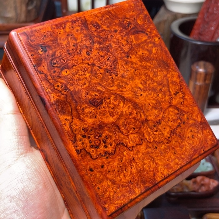 檀香紫檀（小叶紫檀）瘿木盒子