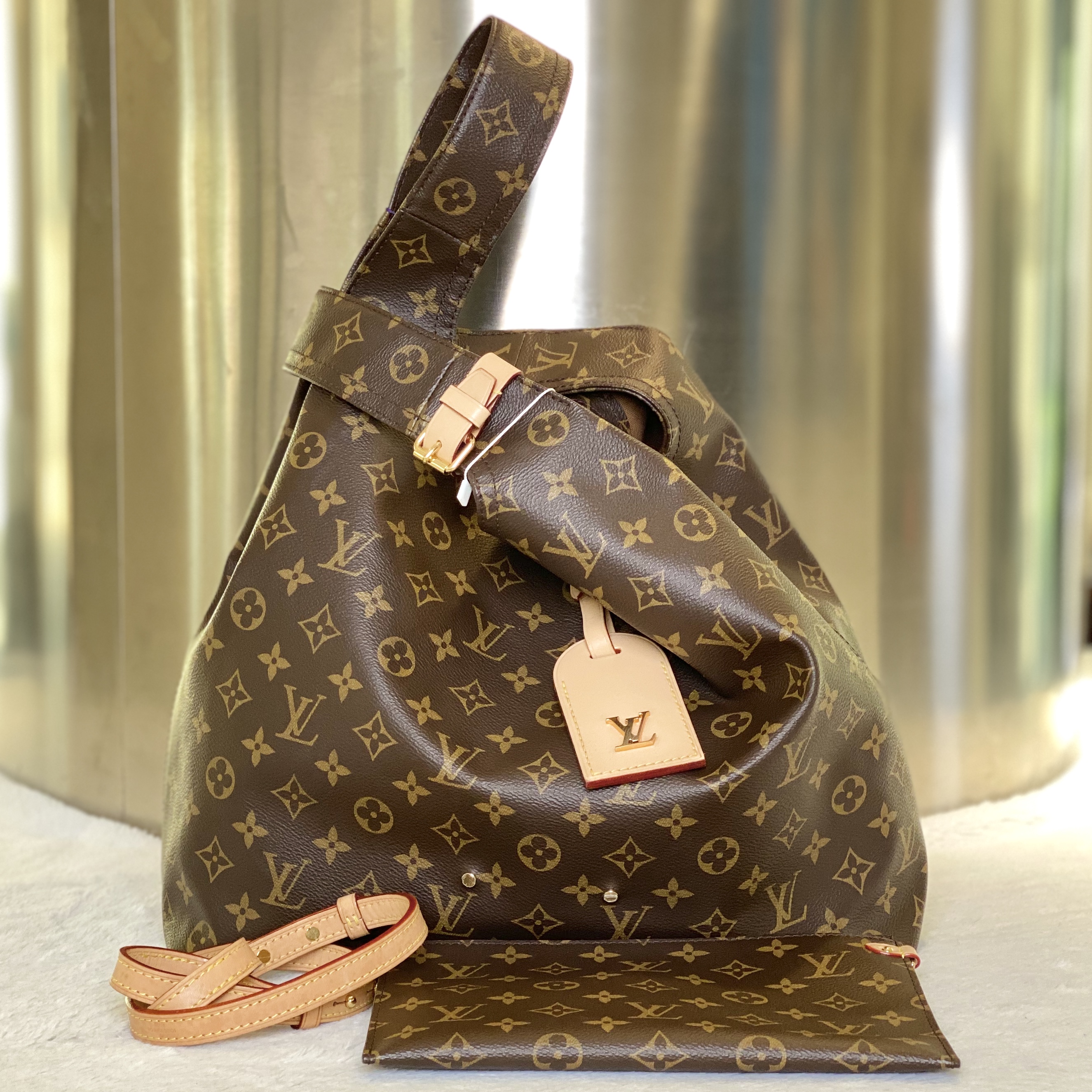 99新 LouisVuitton/路易威登 古有98新亚特兰蒂斯大号单肩包9185