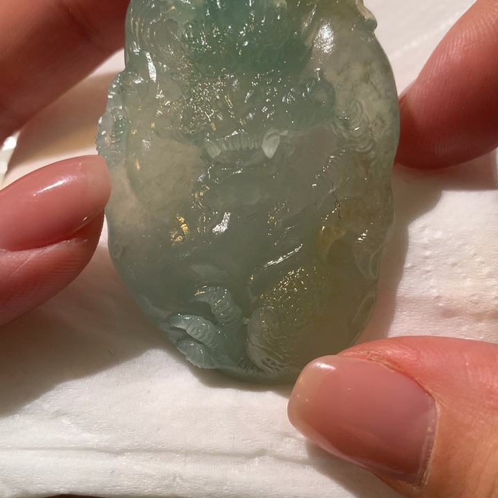 翡翠颈饰未镶嵌天然翡翠