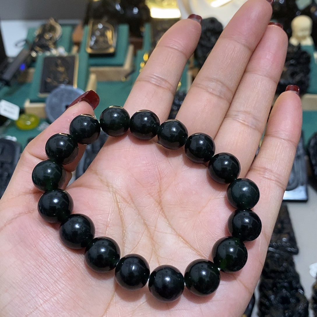 蛇纹石玉颈饰未镶嵌Y*