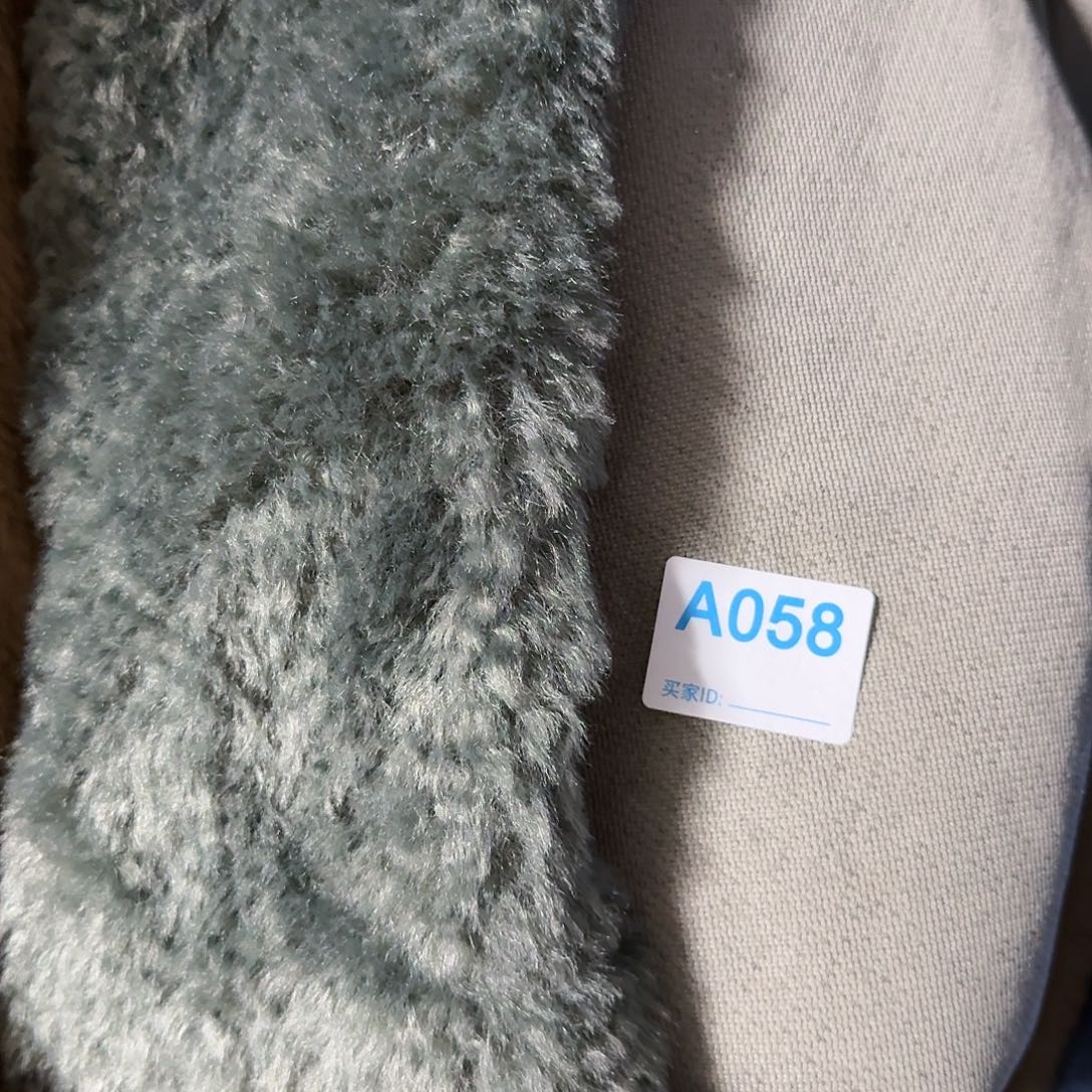 灰绿色泰迪毛毛14元2米058