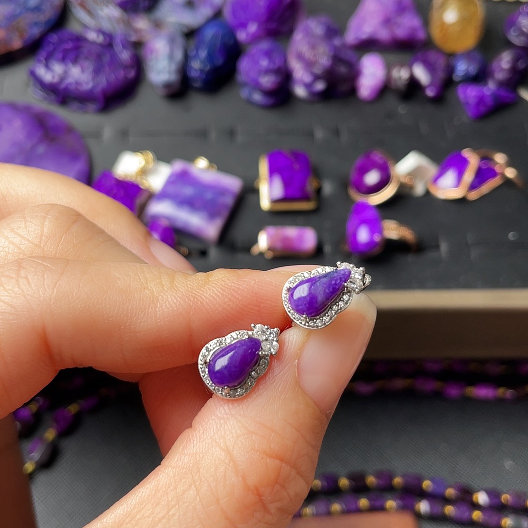 银S925镶嵌苏纪石（舒俱来）耳扣