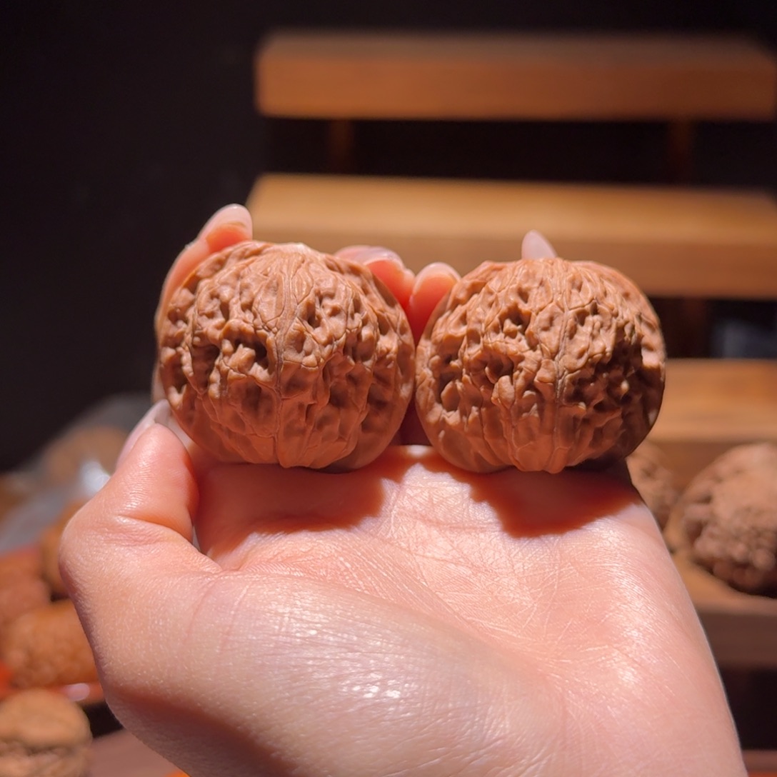 Z***z吊坠文玩核桃39磨全品山地