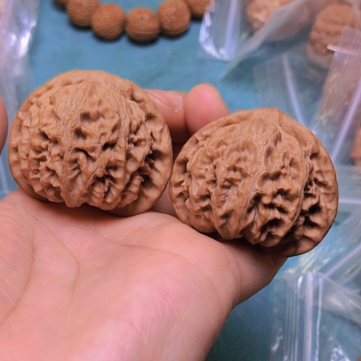 【闪购商品】核桃把件42.5宫灯水尖