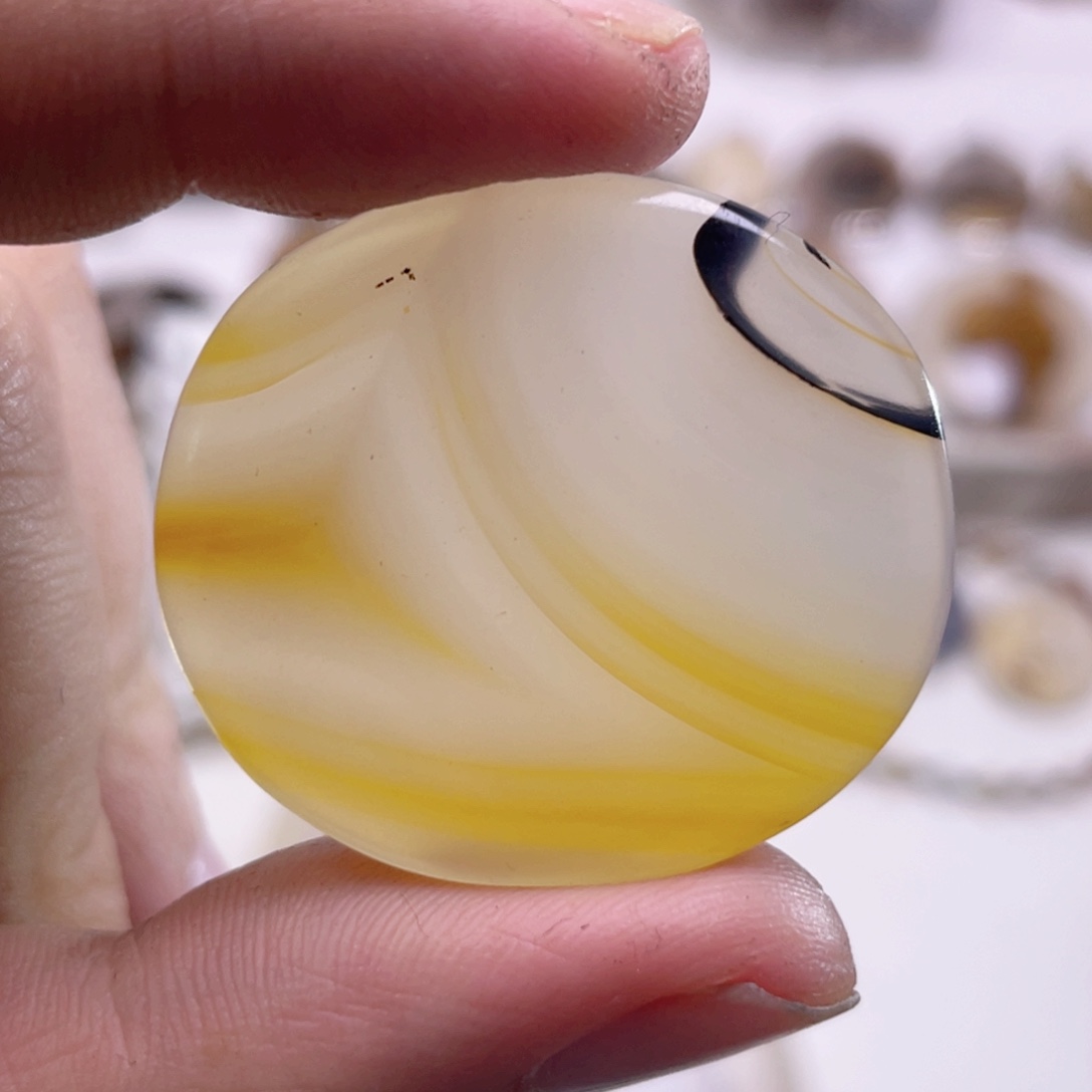 玛瑙/玉髓未镶嵌珠宝奇石