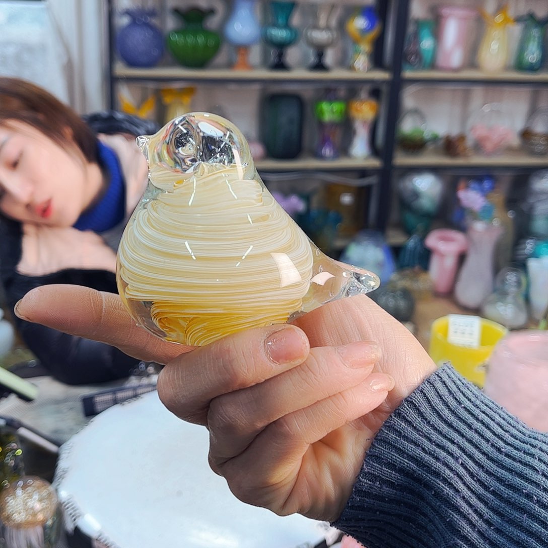 黄鸟家悦琉璃工艺品