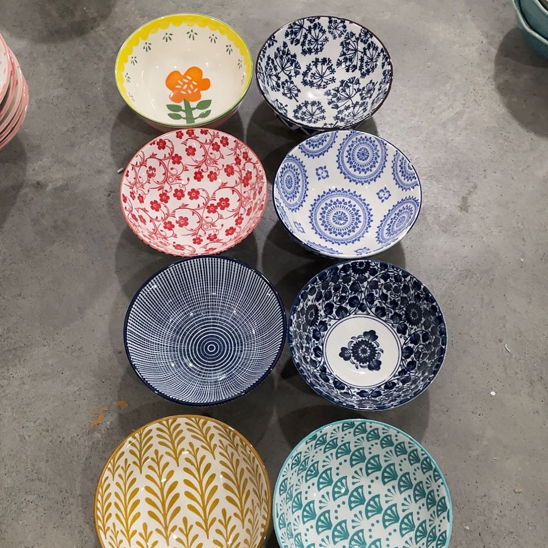 瓷    4.7寸温佩家陶瓷   ，8个