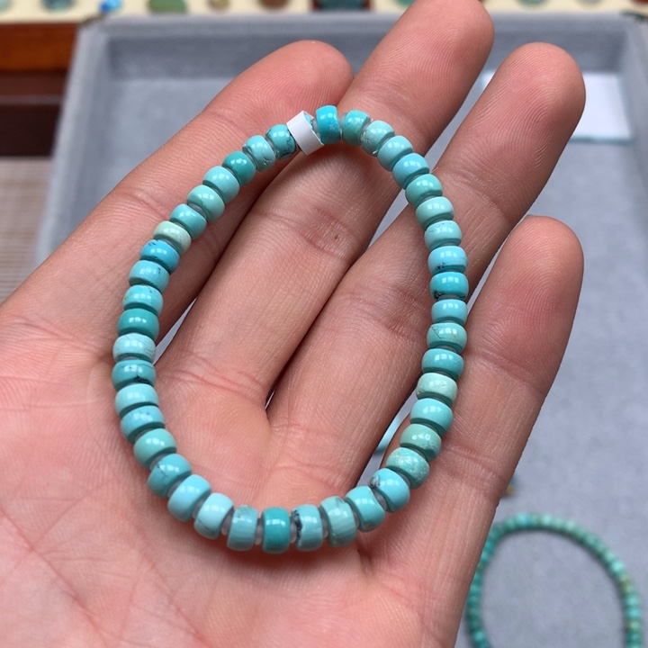 绿松石配饰未镶嵌