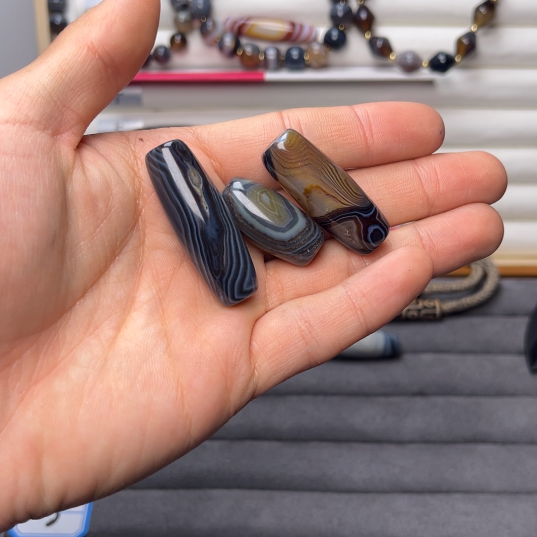 s***a玛瑙/玉髓合金颈饰