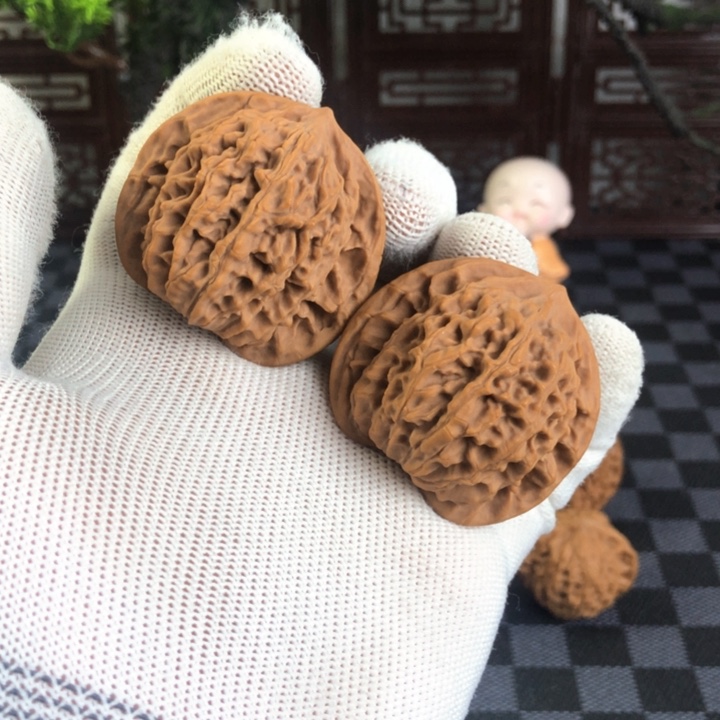 把件桃核老款盘龙纹