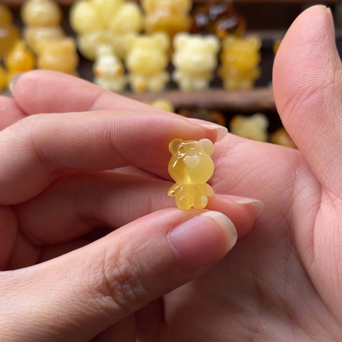 琥珀珠宝奇石未镶嵌锅*