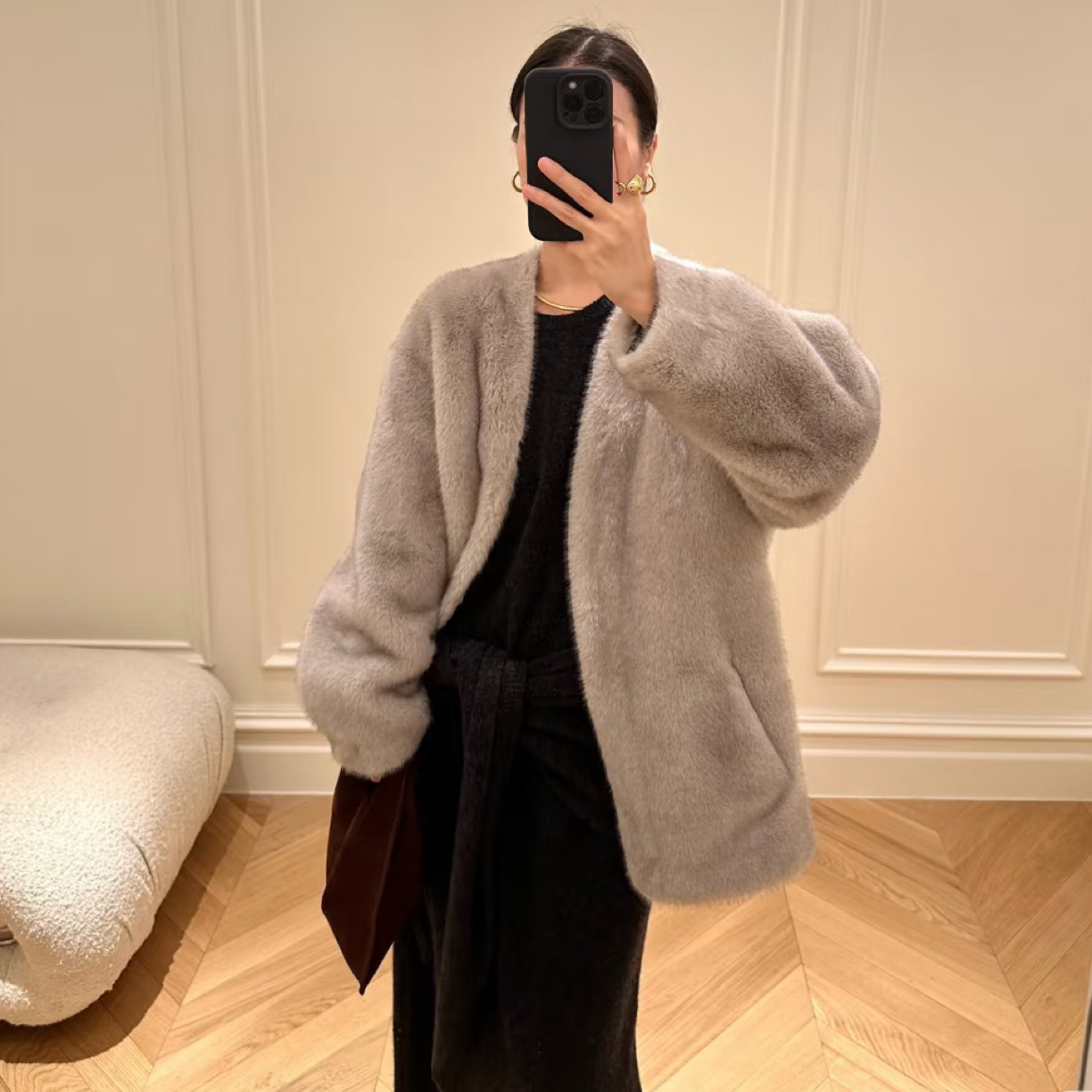 v领环保毛毛外套