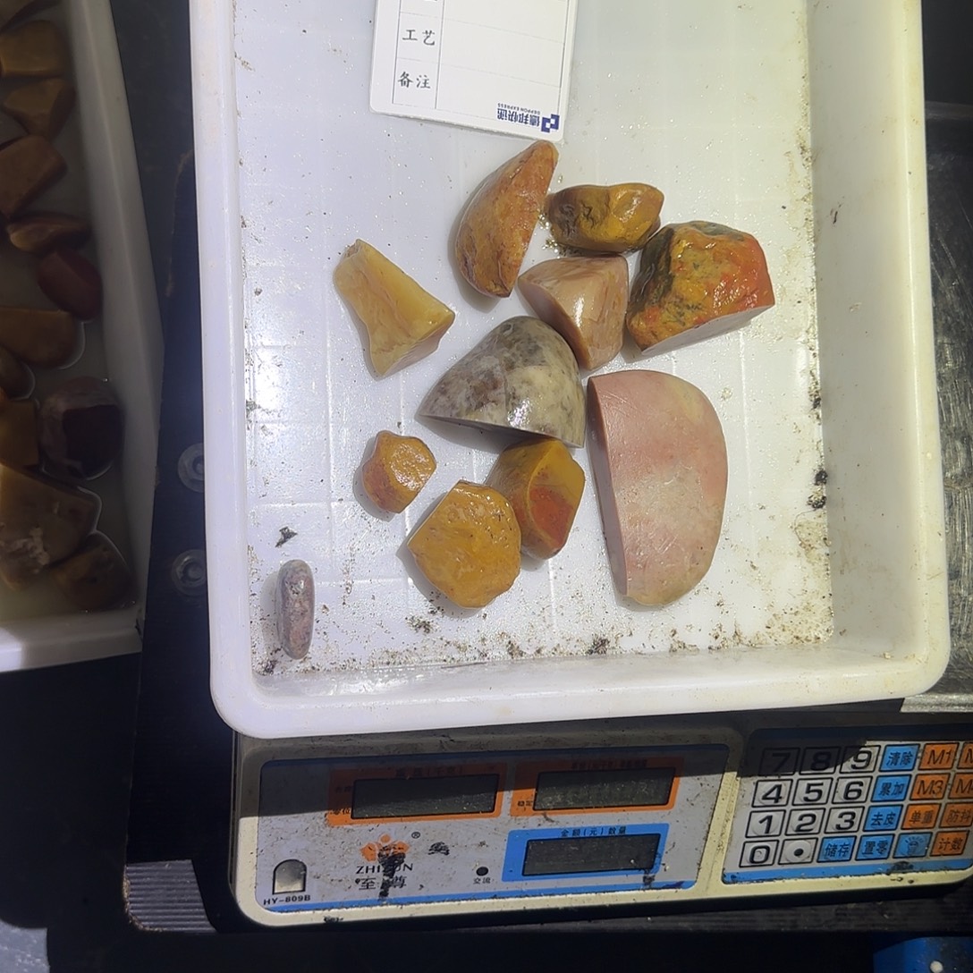 闲***闲青田石印石继续加油啊