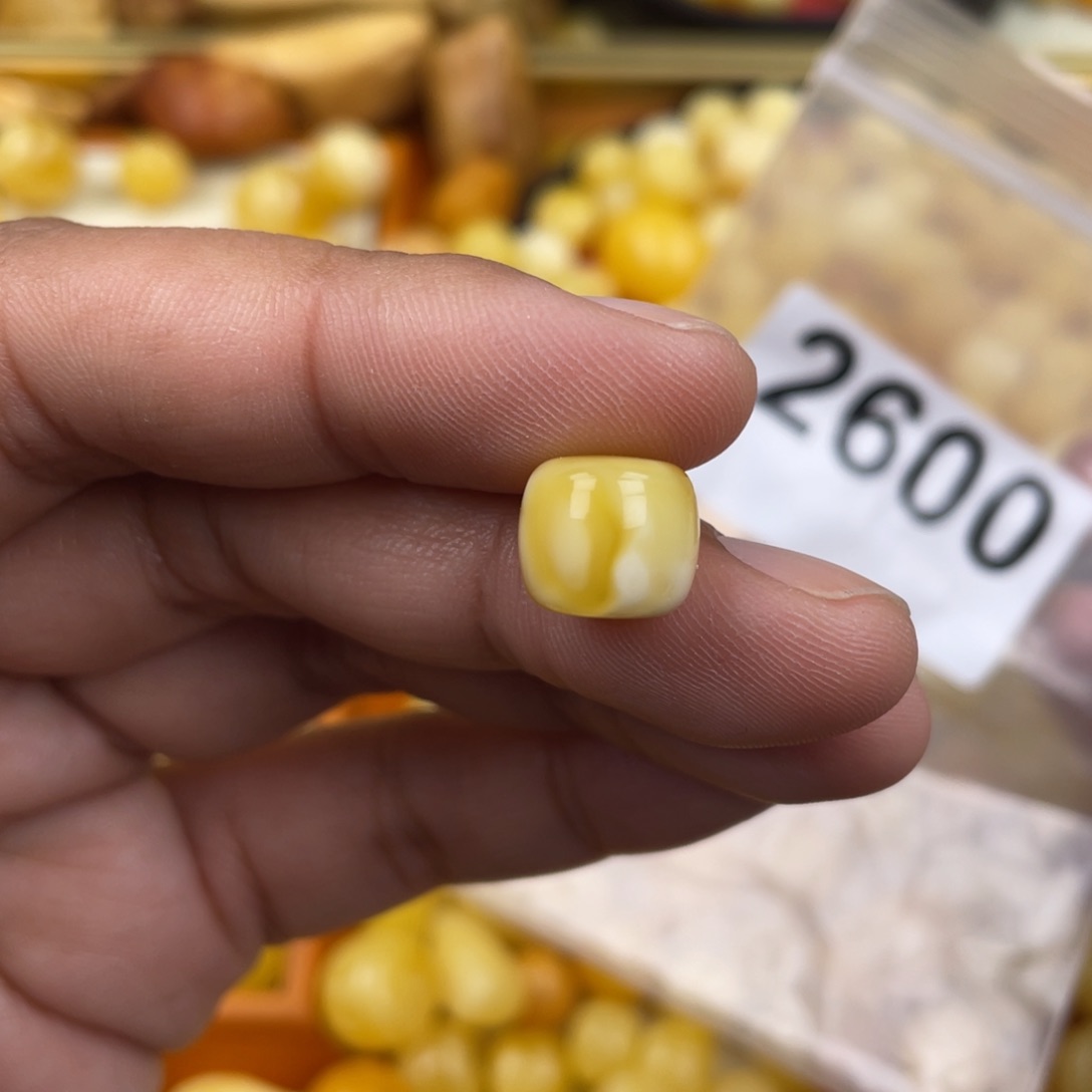 未镶嵌蜜蜡珠宝奇石10.9