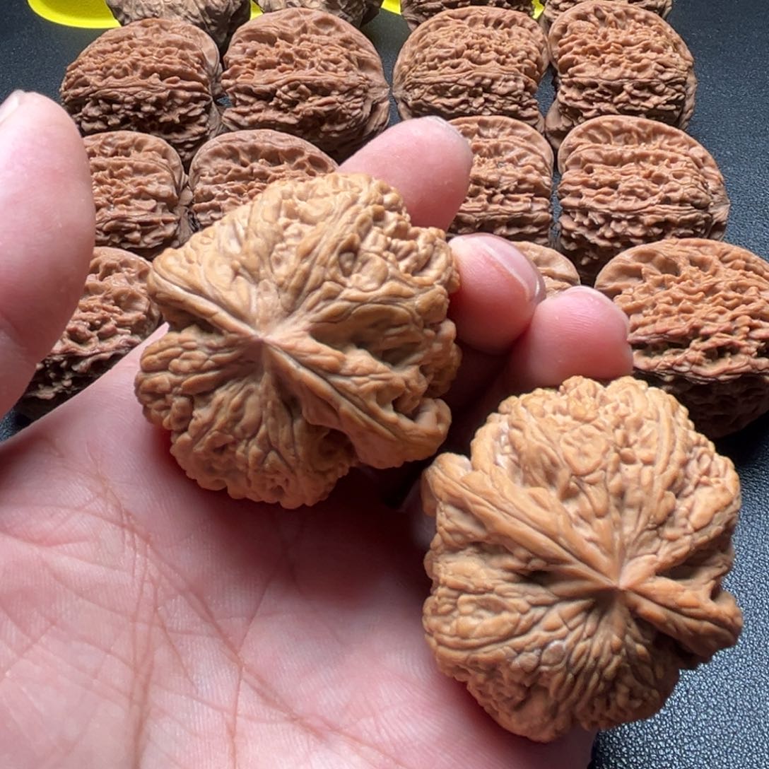 吊坠文玩核桃文玩核桃吊坠大抽筋