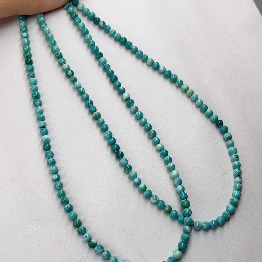 绿松石未镶嵌颈饰