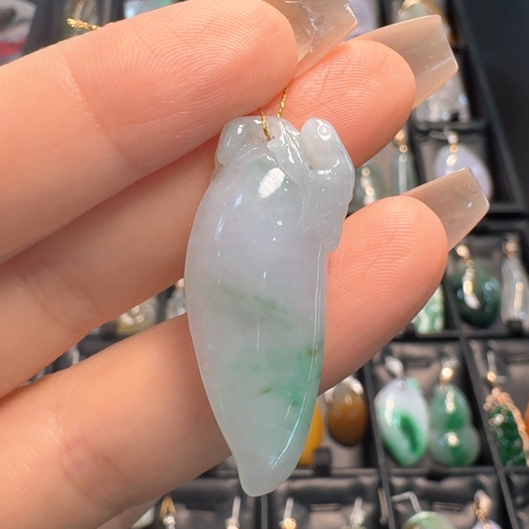 翡翠未镶嵌项链福瓜