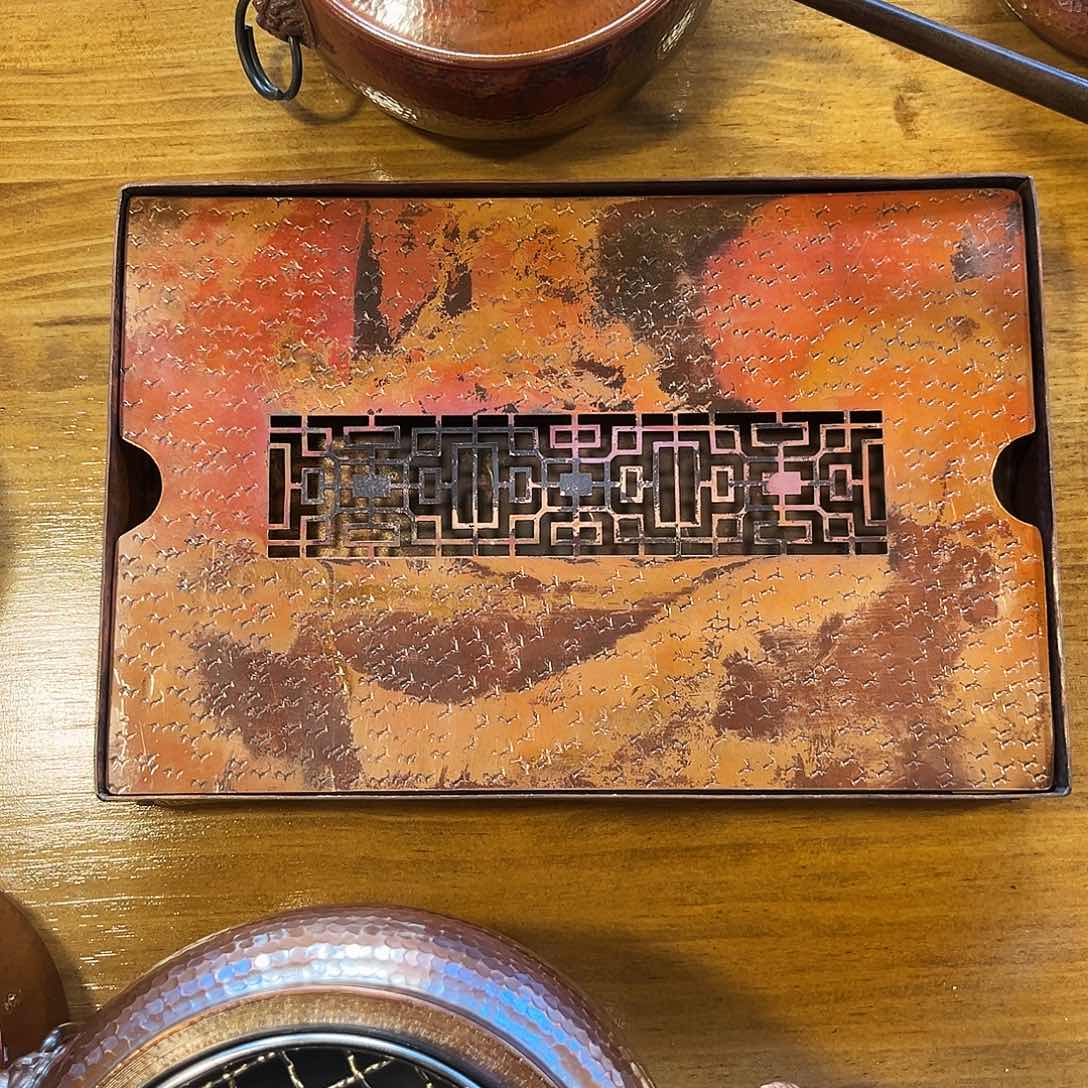 方茶盘手工锻打工艺