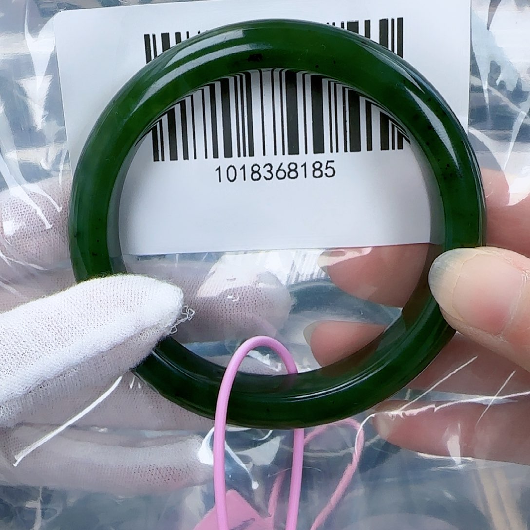 和田玉（碧玉）手镯未镶嵌刚*！62