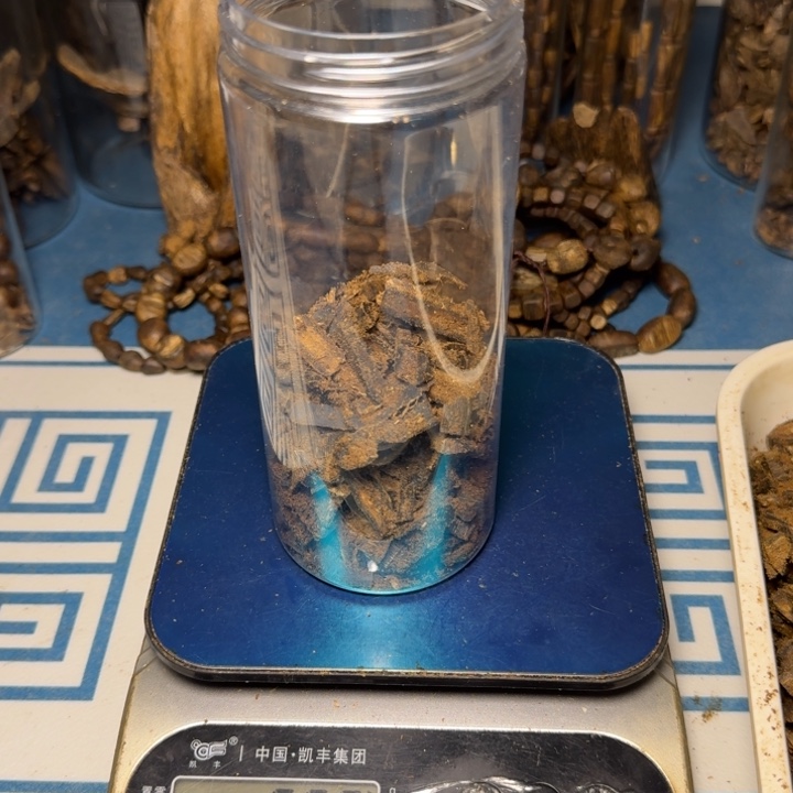 木品**瓷海南白棋部分沉水边角料50克