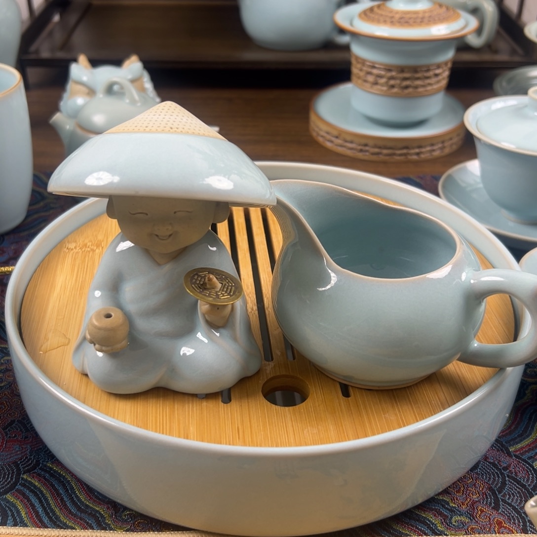 瓷摆件茶宠西施公道