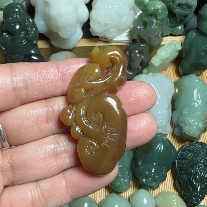 和田玉挂件未镶嵌