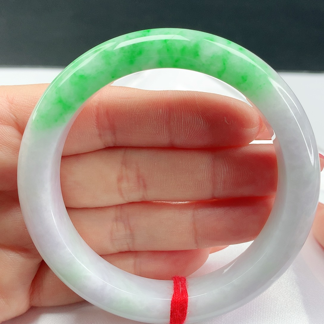 翡翠手镯未镶嵌翡翠107