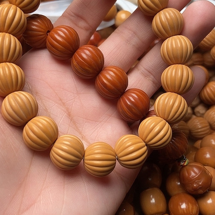 猴头核桃吊坠三*子呱呱