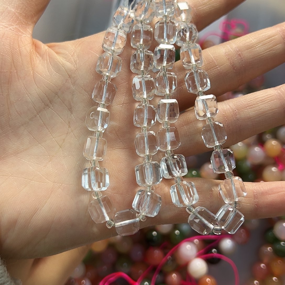 榴***条玛瑙/玉髓合金珠宝半成品白水方糖一条