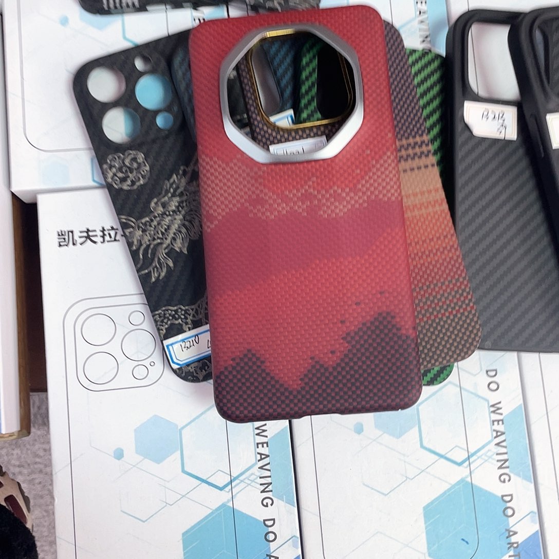 日出金山Mate70rs带磁吸