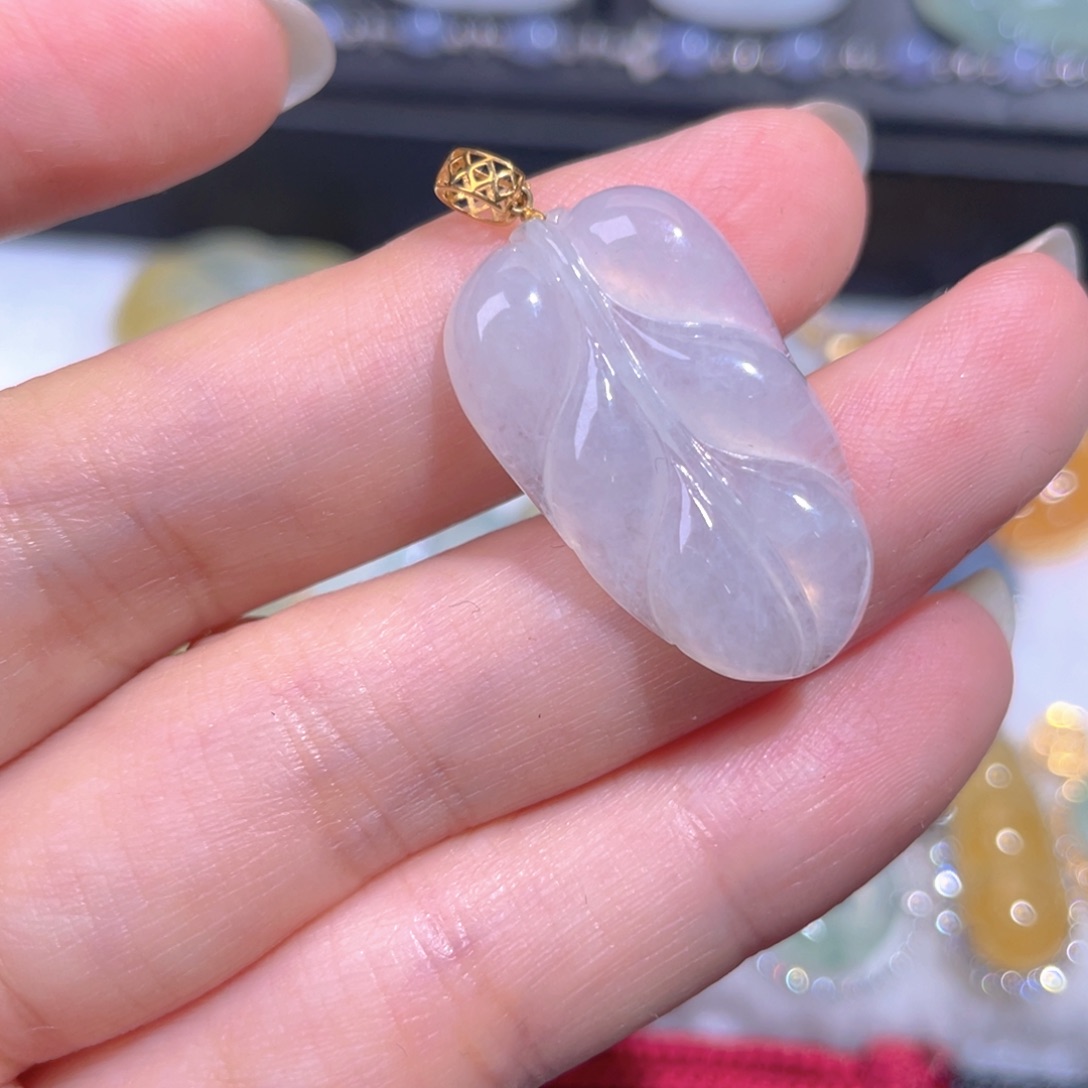 颈饰18K金镶嵌翡翠翡翠