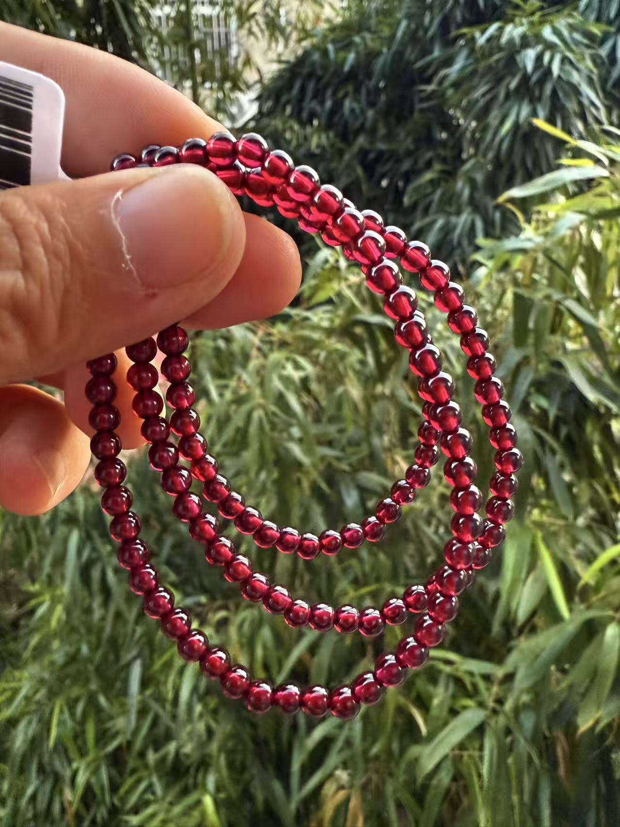 4mm天然酒红石榴石全净体小颗粒通透三圈素款女款手串手链酒红色